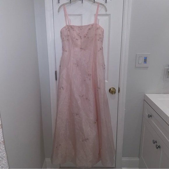 PASTEL PINK PROM DRESS SQUARE NECK SPAGHETTI STRAP EMBELLISHED - Picture 9 of 10